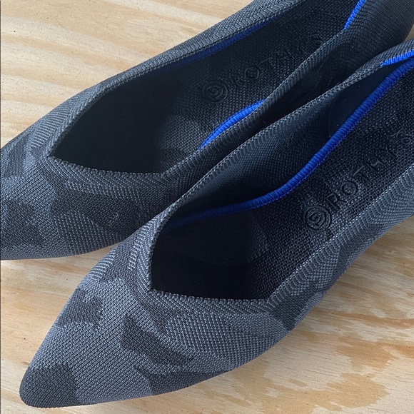 Rothy's Black and Blue Camouflage Flats - Picture 4 of 13